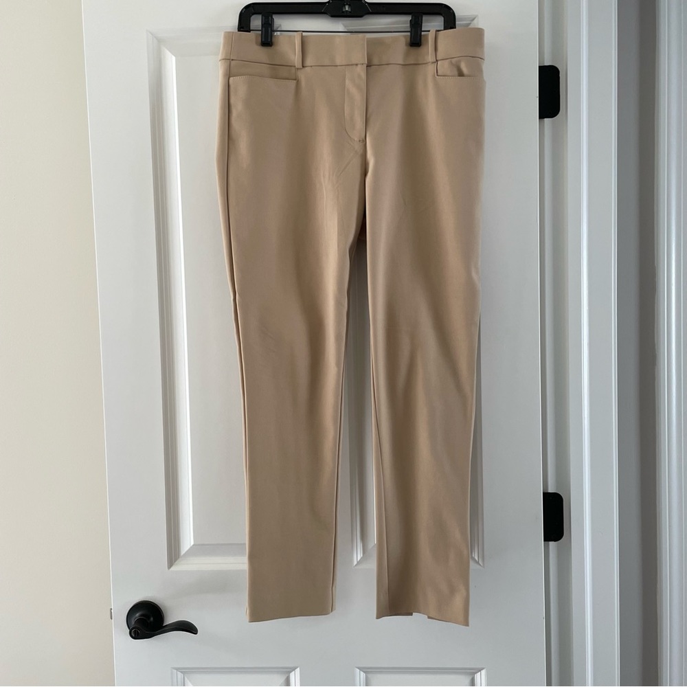 Women’s kaki skinny pants